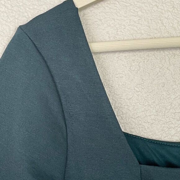 Lulu's Womens Green Square Neck 3/4 Sleeve Zipper Back Fit And Flare Dress Sz XS - Picture 3 of 12